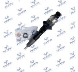 KUBOTA FUEL INJECTOR ASSEMBLY V3307 DENSO